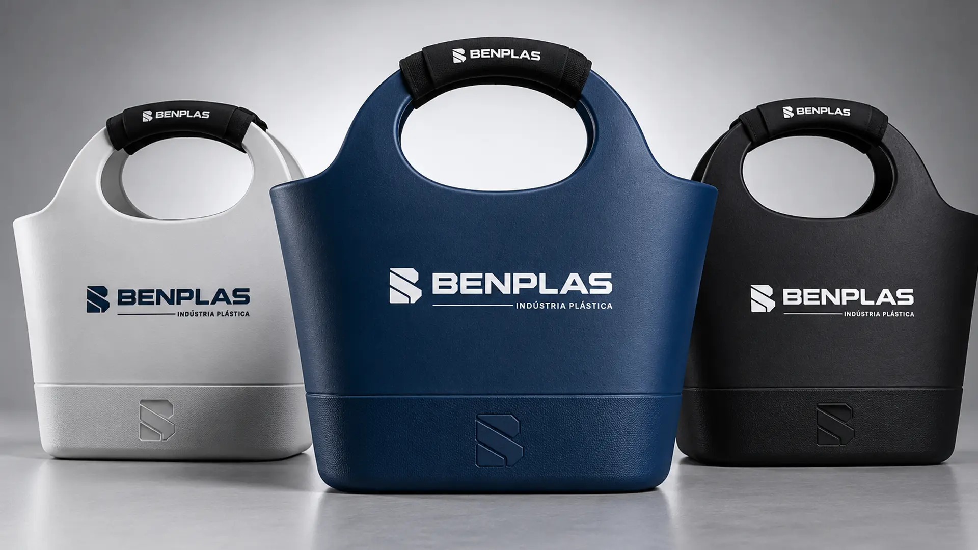 Três modelos de sacola multiuso BENPLAS